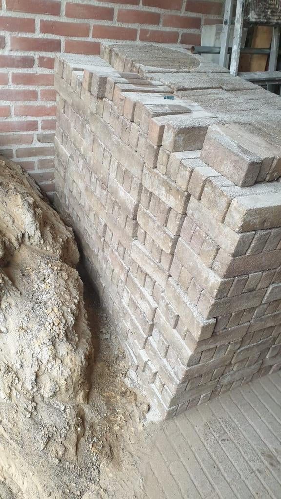 Betonklinkers / Waaltjes., Tuin en Terras, Tegels en Klinkers, Ophalen, Gebruikt, Beton, Klinkers