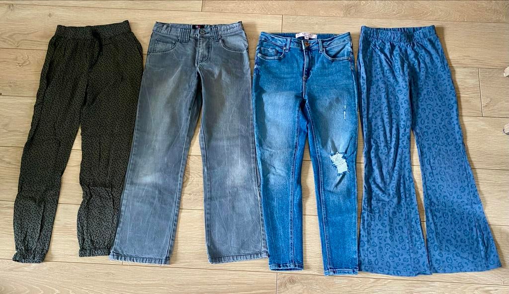 Vier broeken meisje maat 146-152, Kinderen en Baby's, Kinderkleding | Maat 146, Ophalen of Verzenden, Gebruikt, Meisje, Broek