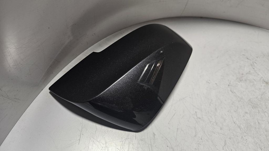 Spiegelkap rechts BMW 1 / 2 / 3 / 4 X1 Serie F en E84 511672, Auto-onderdelen, Spiegels, Gebruikt, -, -, Ophalen of Verzenden