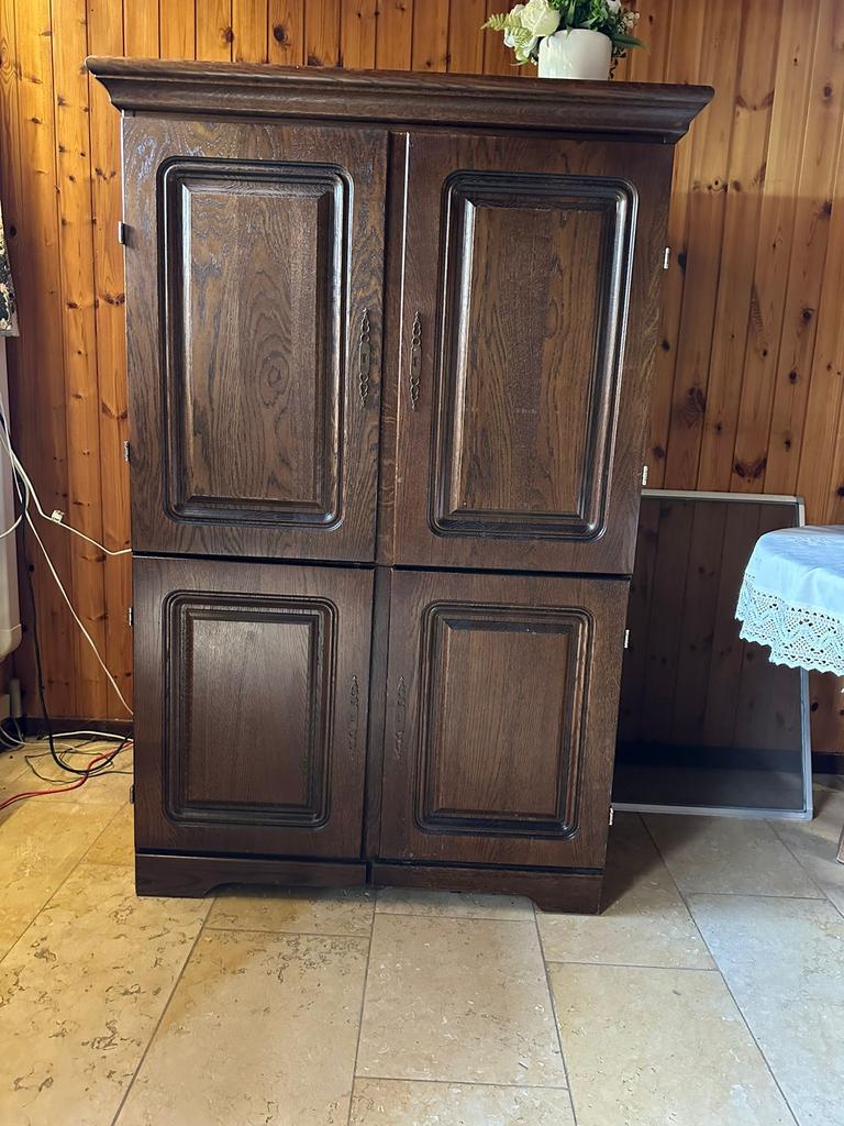 ( Computer ) kast donker eiken GRATIS, Ophalen, Gebruikt