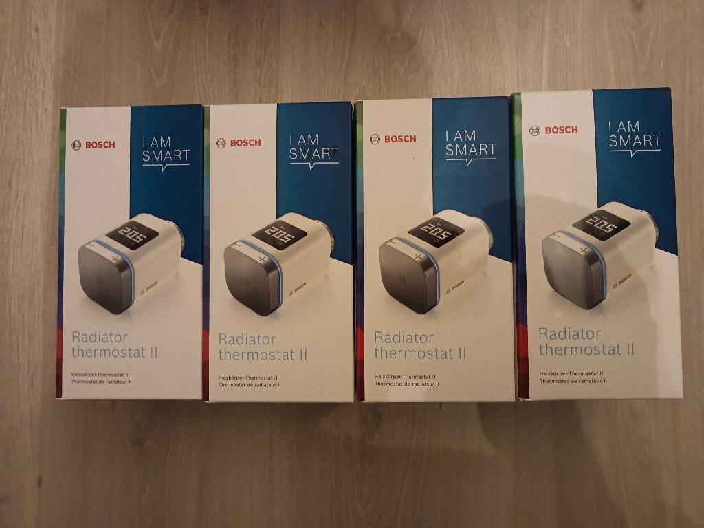 verwarming Slimme Radiatorknop II Bosch, Minder dan 30 cm, Minder dan 60 cm, Zo goed als nieuw, Minder dan 200 watt