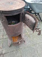 Antieke gietijzeren potkachel, Huis en Inrichting, Kachels, Ophalen, Potkachel, Gebruikt, Vrijstaand