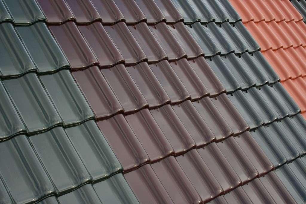 € 21,95 per m2  Gebakken dakpannen: FD 10 wijnrood hoogglans, Niet ingevuld, Steen of Klei, Verzenden, Niet ingevuld