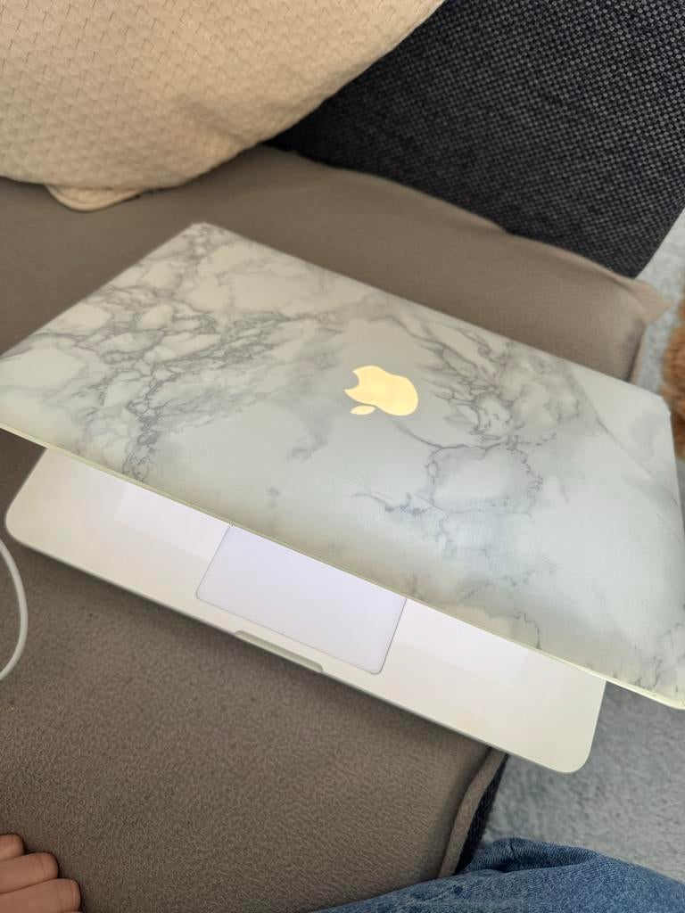 Oude MacBook - Wit, Gebruikt, Minder dan 4 GB, Qwerty, Verzenden