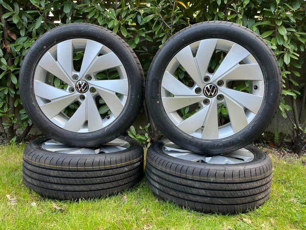 5x112 Volkswagen velgen 205/50/17 zomerbanden, Auto-onderdelen, Banden en Velgen, Banden en Velgen, Zomerbanden, 17 inch, 205 mm