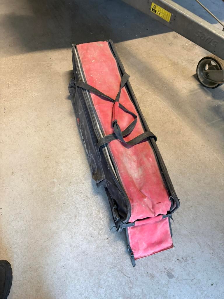 Rubi Tegelsnijder, Dieren en Toebehoren, Ophalen of Verzenden, Gebruikt