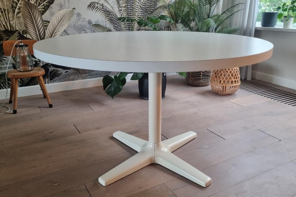 Ronde vintage witte eettafel 120cm, Ophalen, Gebruikt, Rond, Vier personen