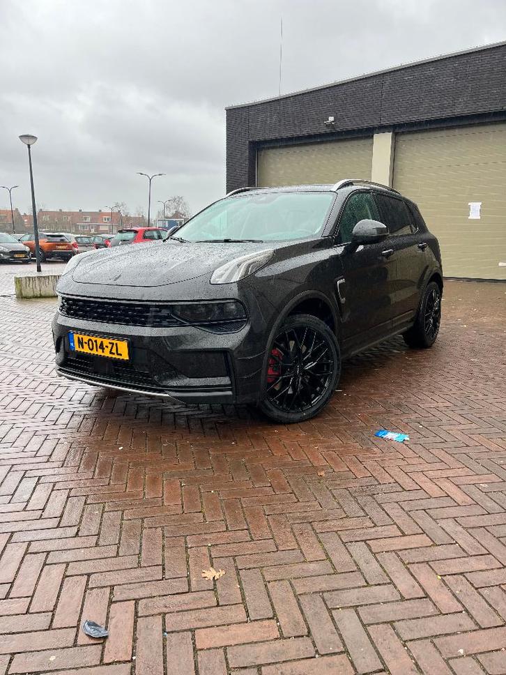 Unieke Lynk & Co Black Edition Virtual Cockpit | Pano, Auto's, Lynk & Co, Particulier, ABS, Achteruitrijcamera, Adaptive Cruise Control