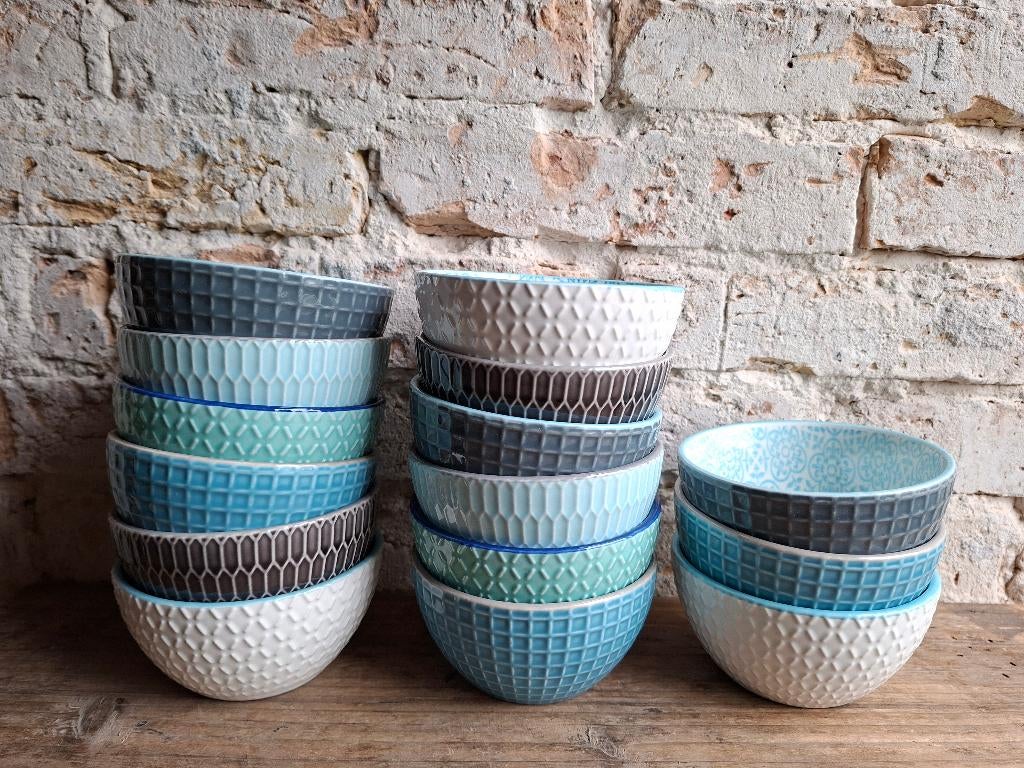 Kleurrijke Inari schaaltjes klein, Huis en Inrichting, Keuken | Servies, Keramiek, Nieuw, Ophalen of Verzenden, Schaal of Schalen