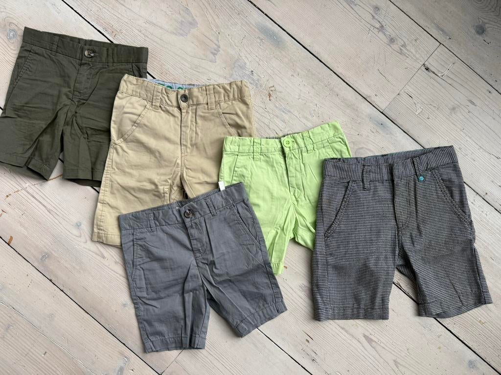 Prachtige set van vijf H&M chino shorts/korte broeken mt 98, Broek, Gebruikt, H&M, Ophalen of Verzenden