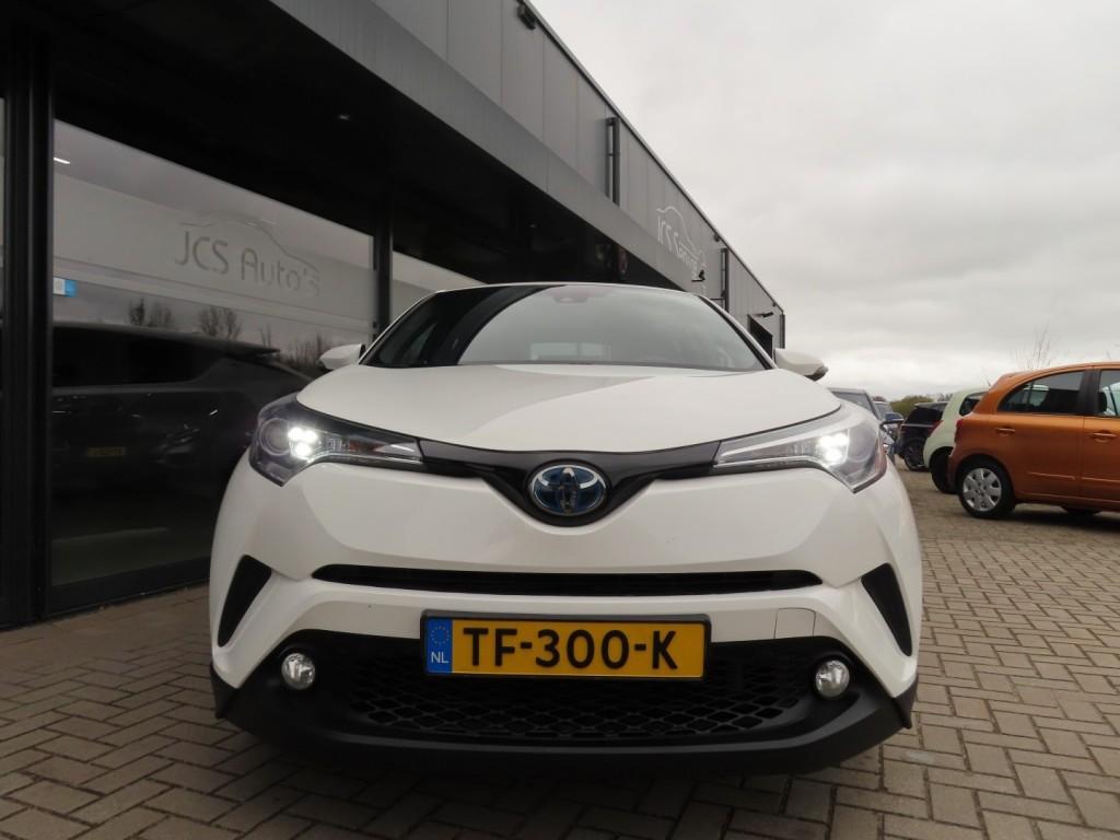 Toyota C-HR 1.8 Hybrid Active Ecc Acc Camera Trekhaak 2018, Auto's, Toyota, Automaat, Euro 6, 4 cilinders, Wit