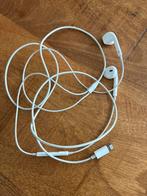 Titel: Apple oordopjes  – originele EarPods, Ophalen of Verzenden, Zo goed als nieuw, Apple iPhone