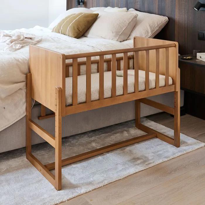 Co Sleeper Petit Amelie kleur walnoot inclusief matras, Ophalen of Verzenden, Gebruikt, Wieg