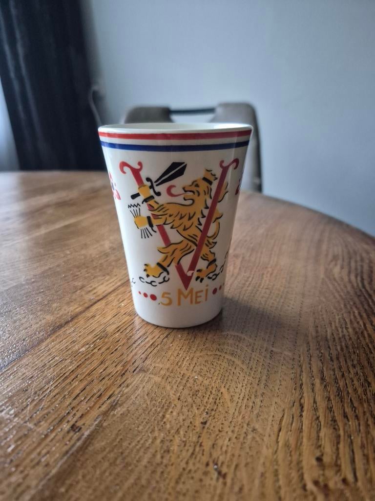 Vintage herdenkingsbeker 1945-1955 Société Céramique, Ophalen of Verzenden