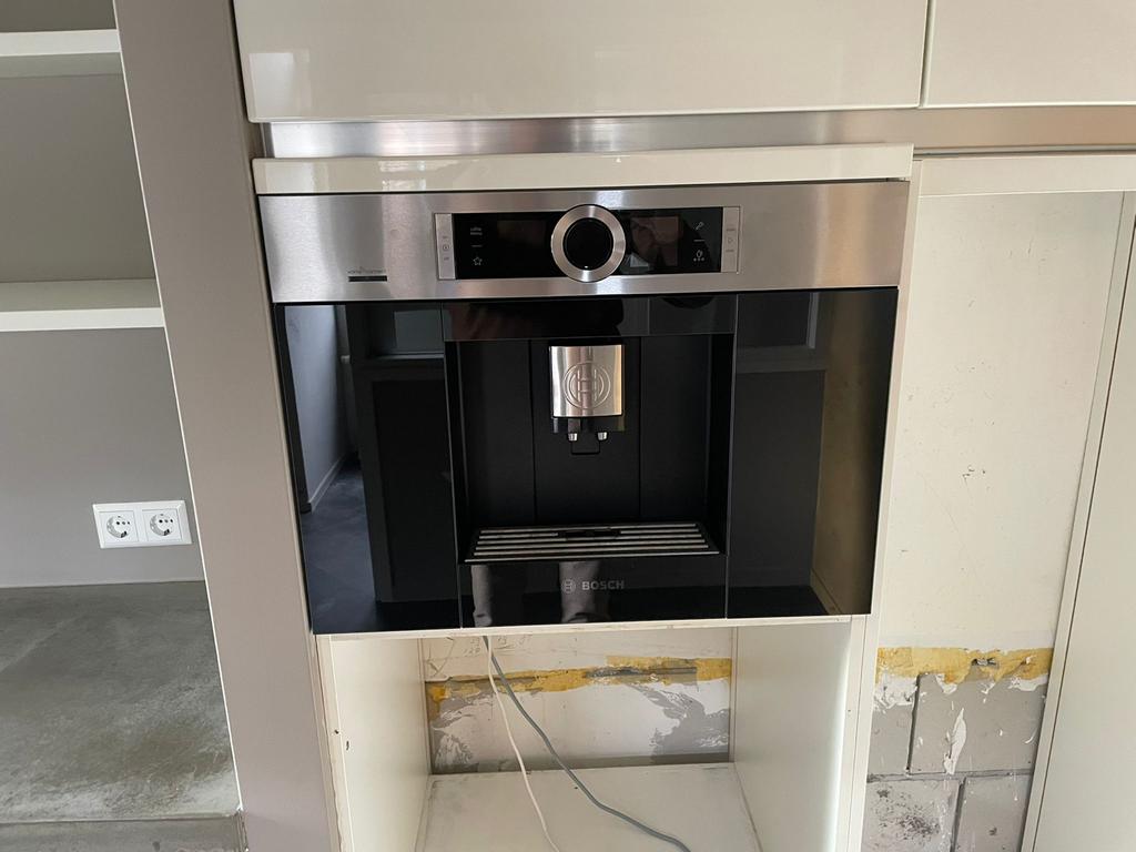 Bosch Inbouw Koffiemachine CTL636ES1 met Handleiding, Witgoed en Apparatuur, Koffiezetapparaten, Ophalen, Afneembaar waterreservoir