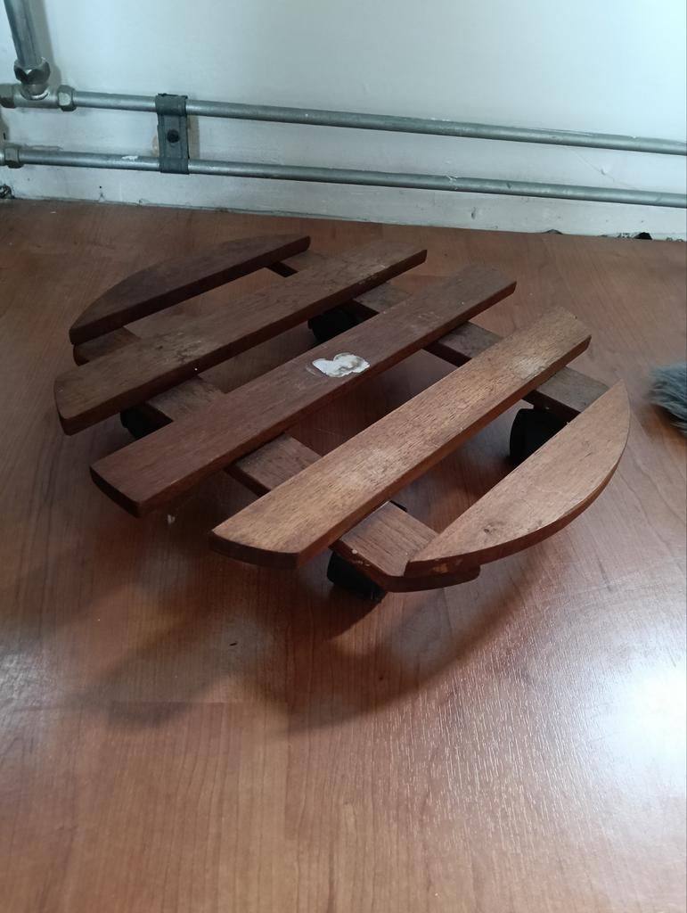 Houten plantenroller met wielen, Gebruikt, Minder dan 30 cm, Minder dan 60 cm, Rond