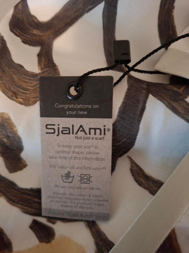 SjalAmi unieke sjaal, Ophalen of Verzenden, Nieuw, Maat 46/48 (XL) of groter, Sjaal