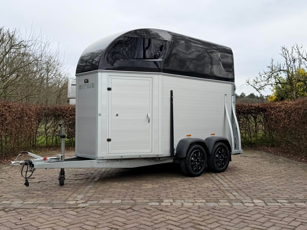 Nieuwstaat prachtig mooie 2 paards Sirius s75 vol aluminium