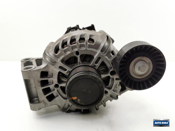 Dynamo van een Volvo V40, Gebruikt, -, -, Ophalen of Verzenden