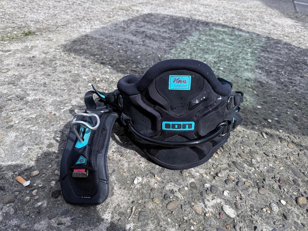 ION Nova trapeze XS, Watersport en Boten, Kitesurfen, Ophalen, Gebruikt, Trapeze