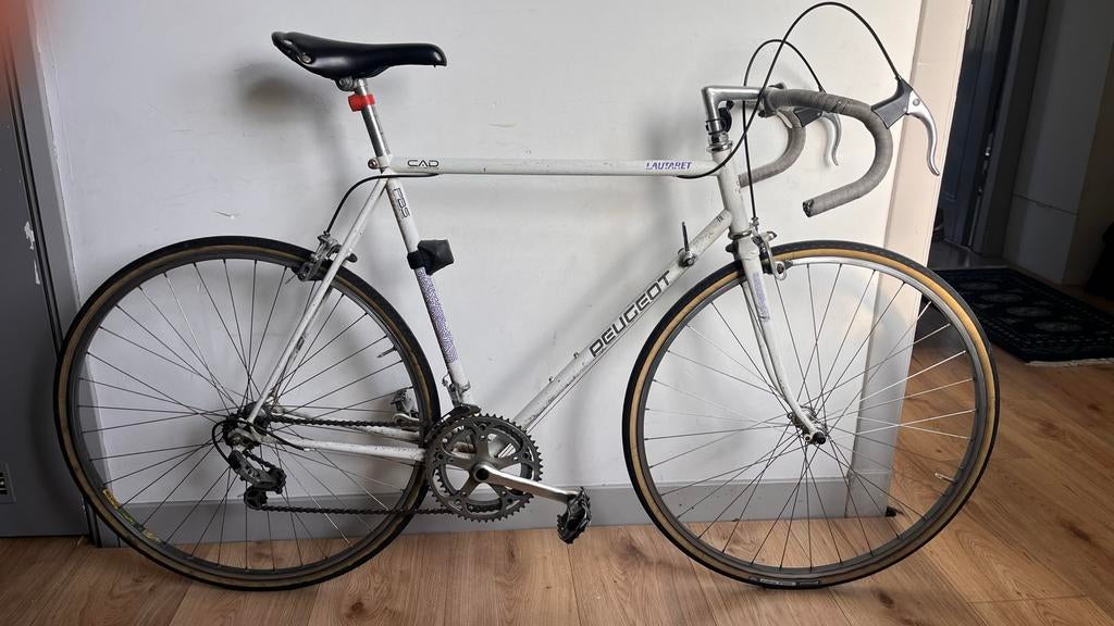 Peugeot vintage race bike 56cm, Fietsen en Brommers, Fietsen | Racefietsen, 28 inch, Gebruikt, Heren, 53 tot 57 cm