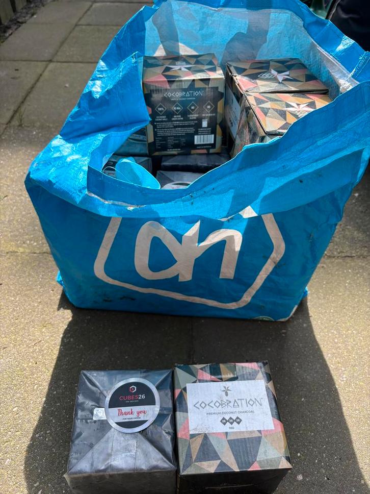 17x Premium Shisha Kooltjes (Cocobration & Cubes26), Verzamelen, Rookartikelen, Aanstekers en Luciferdoosjes, Nieuw, (Water)pijp