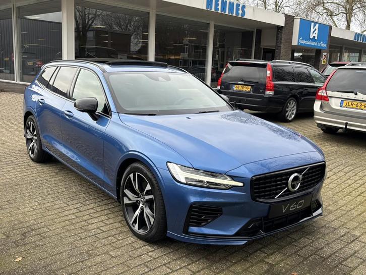 Volvo V60 T8 Recharge AWD R-Design 360 Pano Keyless DAB Head, Auto's, Volvo, Bedrijf, Te koop, V60, 360° camera, 4x4, ABS, Adaptive Cruise Control