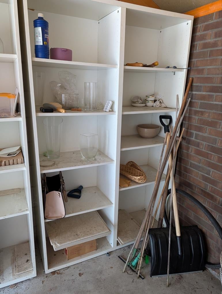 Witte Boekenkast met Verstelbare Planken met spullen, Huis en Inrichting, Ophalen, Met plank(en), Gebruikt, 50 tot 100 cm