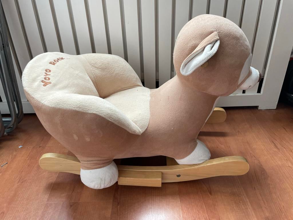 Schattige houten schommelstoel, Ophalen of Verzenden, Gebruikt, Jongen of Meisje