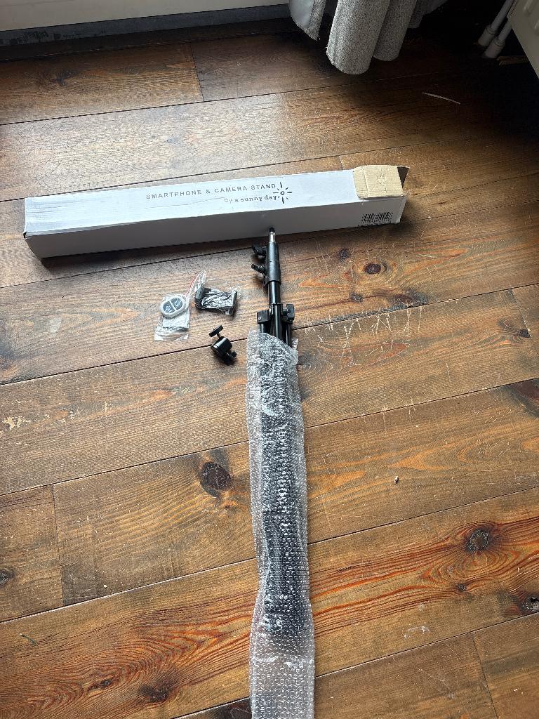 Statief voor telefoon nieuw, Audio, Tv en Foto, Fotografie | Statieven en Balhoofden, Ophalen of Verzenden, Nieuw, Minder dan 150 cm