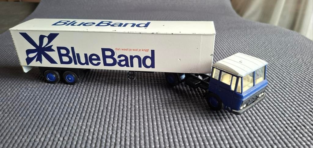 Zeer oude euro Daf 2600 met oplegger., Ophalen of Verzenden, Zo goed als nieuw, Bus of Vrachtwagen, Lion Toys