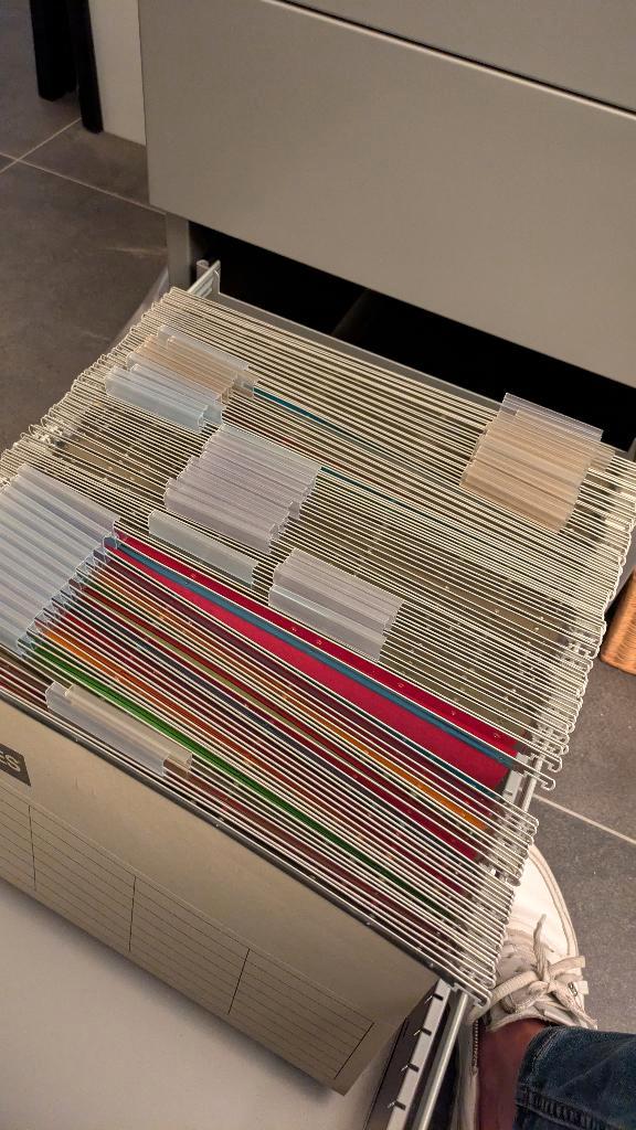 80 Hangmappen (Staples en Elba), Diversen, Schrijfwaren, Zo goed als nieuw, Ophalen