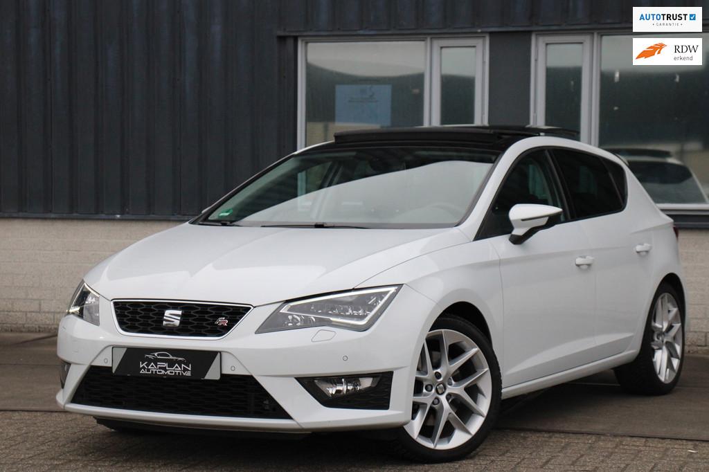 SEAT Leon 1.8 TSI FR Dynamic Pano Leder DSG Seat Sound LED S, Auto's, Seat, 1227 kg, Zwart, 4 cilinders, Leon