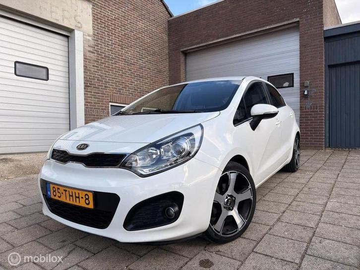 Kia Rio 1.2 CVVT Super Pack/Keyless/Clima/Bluet/USB, Auto's, Kia, Bedrijf, Te koop, Rio, ABS, Airbags, Airconditioning, Alarm