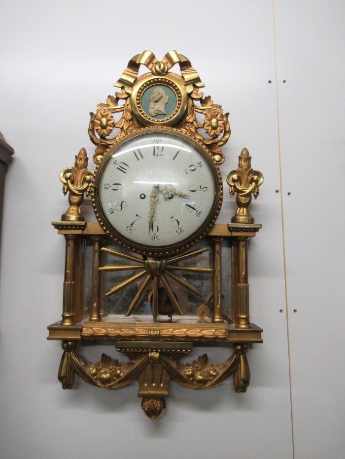 Oer 09974 grote klok met zonnestralen in Biedermeier stijl, Ophalen