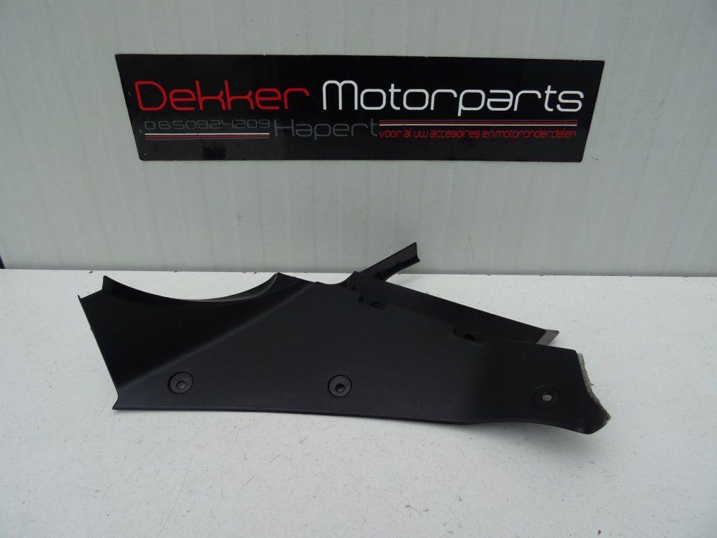 Rechter Afwerkkap in Zijpaneel Yamaha YZF 690 R7 2022-2023, Gebruikt, -, -, Ophalen of Verzenden