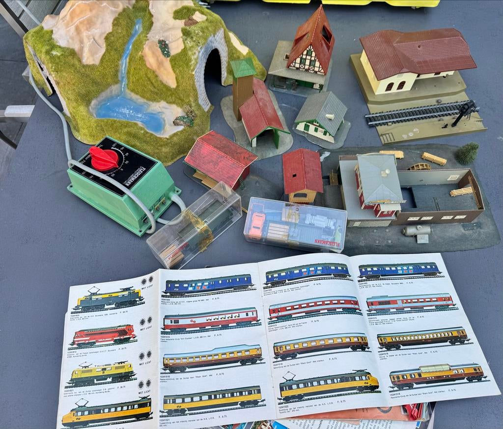 Fleischmann Modelspoorbaan 2 dozen, Hobby en Vrije tijd, Modeltreinen | H0, Wisselstroom, Gebruikt, Fleischmann, Overige typen