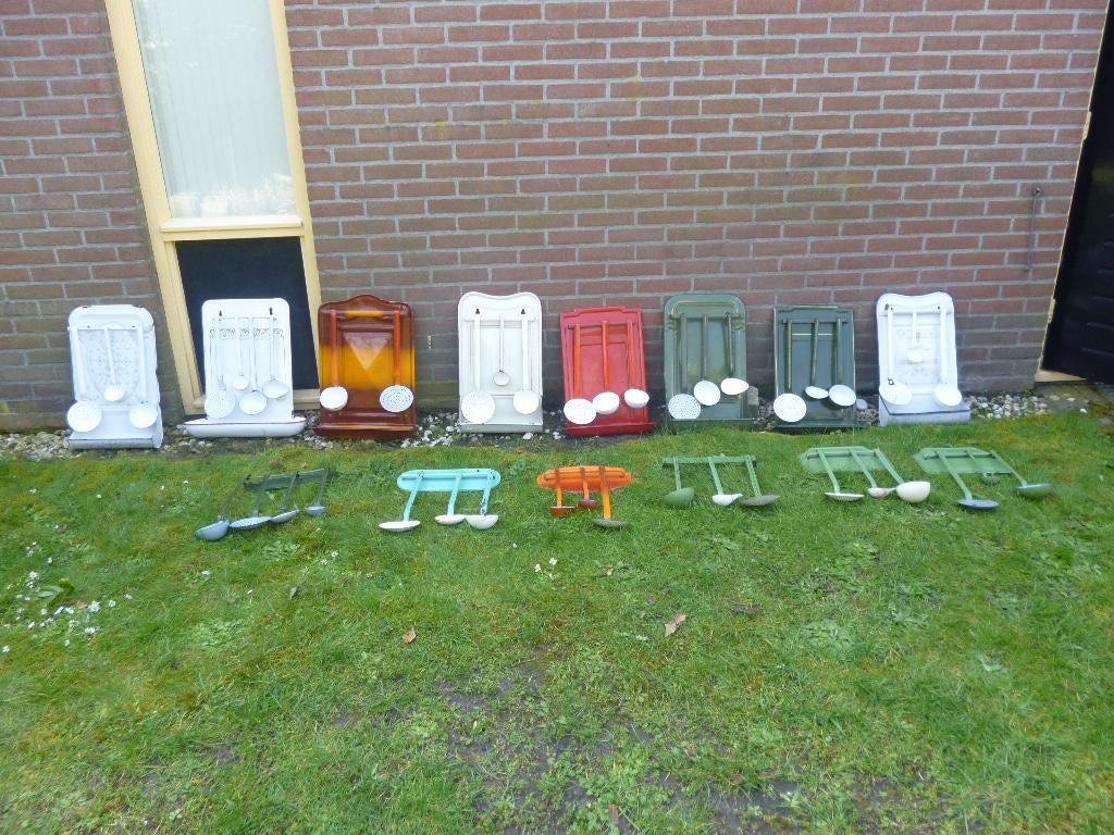 diverse mooie antieke emaille lepelrekken groot en klein, Ophalen of Verzenden