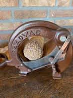 Vintage metalen broodsnijmachine , merk Raadvad, Ophalen of Verzenden