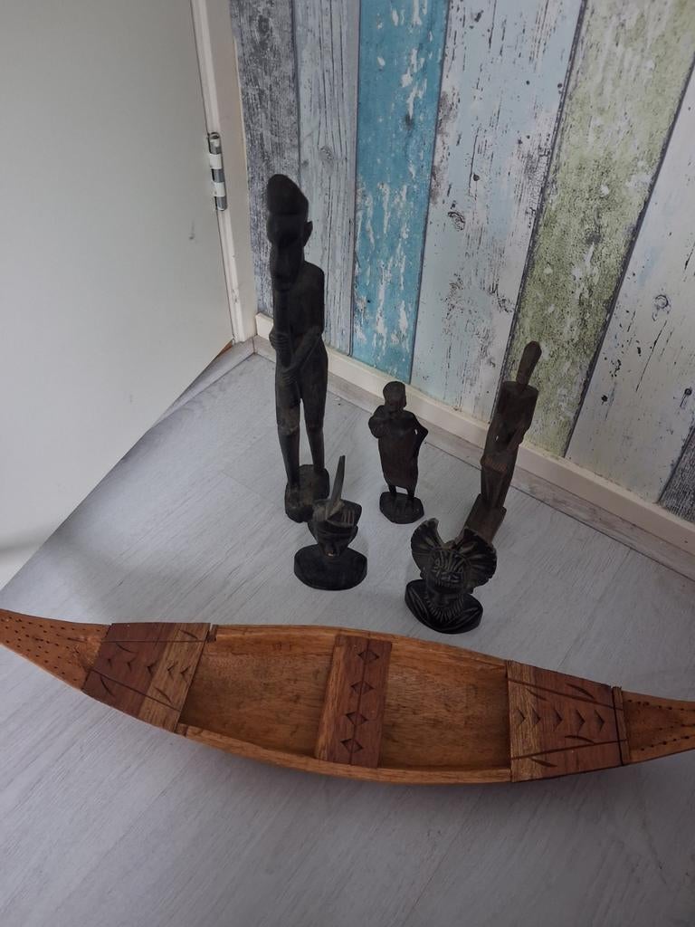 Houten beelden en kano afrikaanse, Ophalen of Verzenden