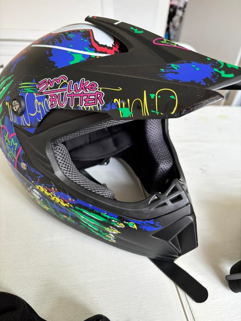 Zwarte motorhelm of bmx helm maat M, Overige merken, M, Ophalen of Verzenden, Tweedehands