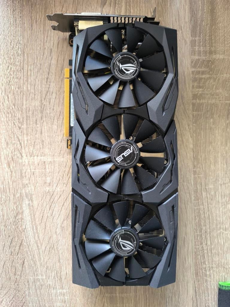ASUS ROG STRIX GTX 1070 8GB Gaming Videokaart, Computers en Software, Videokaarten, Ophalen of Verzenden