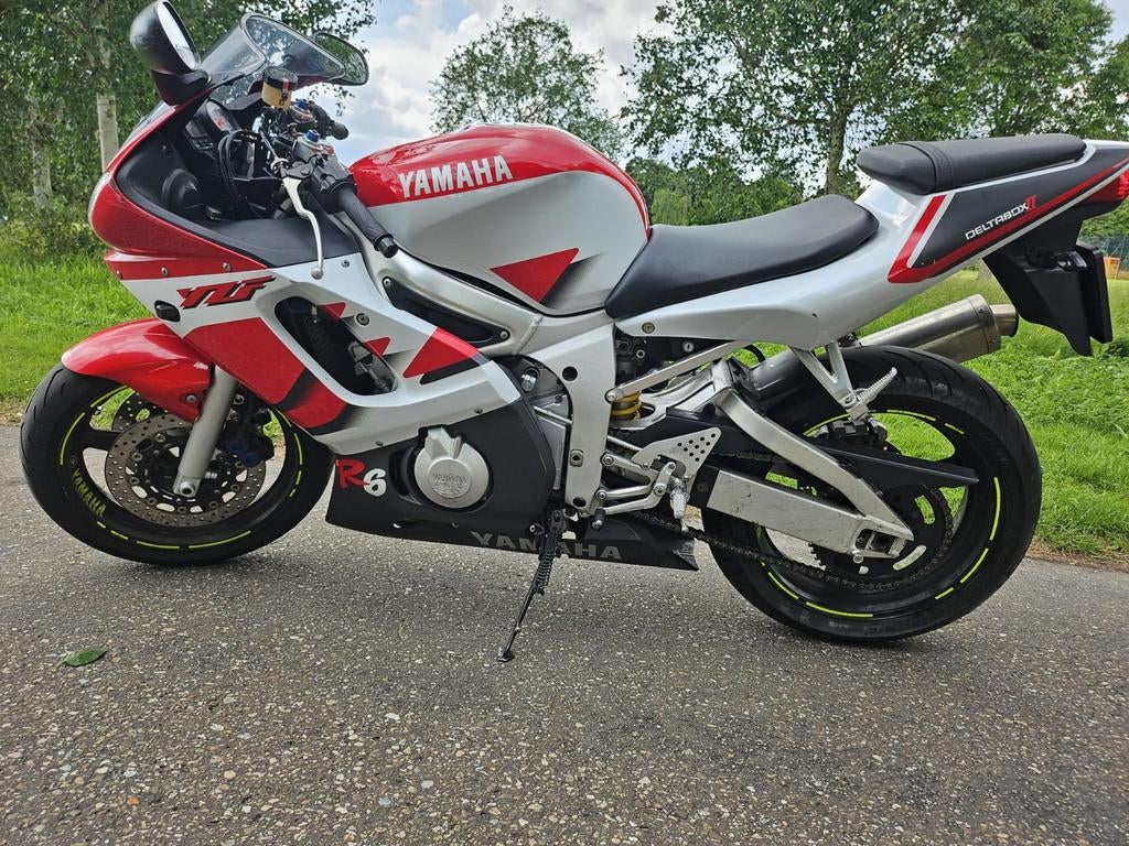 Yamaha R6 2000 rood/zilver