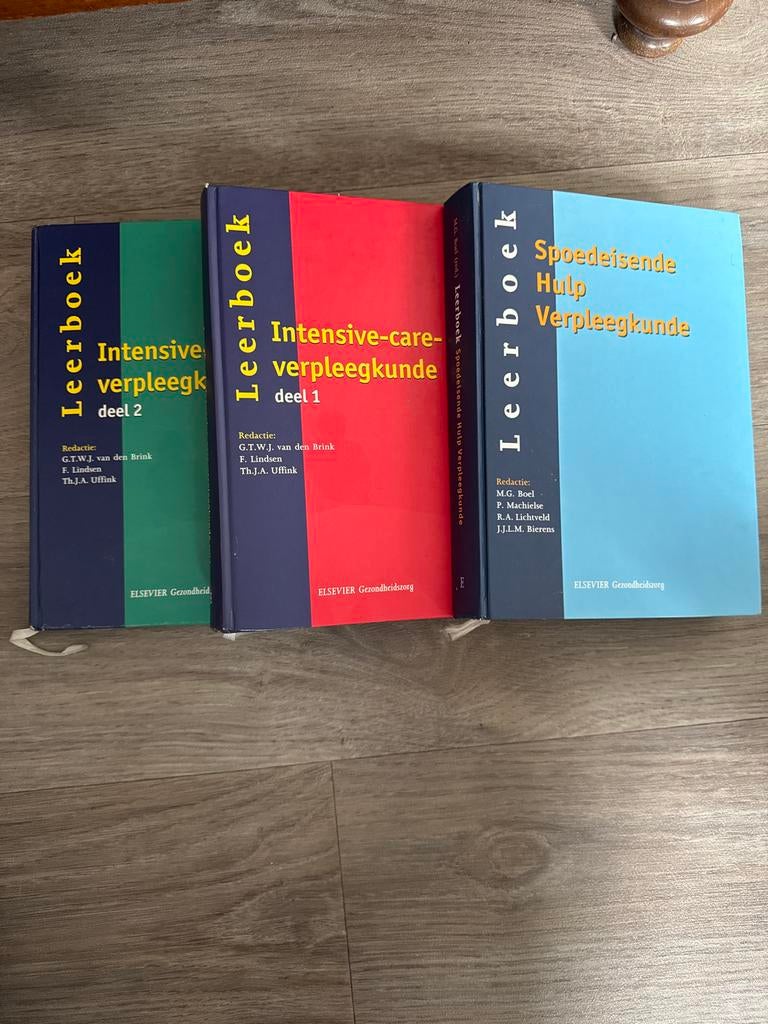 Leerboeken Spoedeisende Hulp en Intensive Care, Boeken, Studieboeken en Cursussen, Ophalen of Verzenden, Beta, Gelezen, HBO