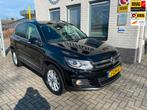 Volkswagen Tiguan 1.4 TSI Sport&Style / Trekhaak / Panorama, Voorwielaandrijving, Euro 5, Gebruikt, Zwart