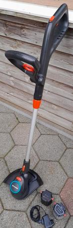 Gardena accutrimmer,met 2 accu's en oplader, Ophalen of Verzenden, 10 tot 30 cm, Accu, Gardena / Husqvarna