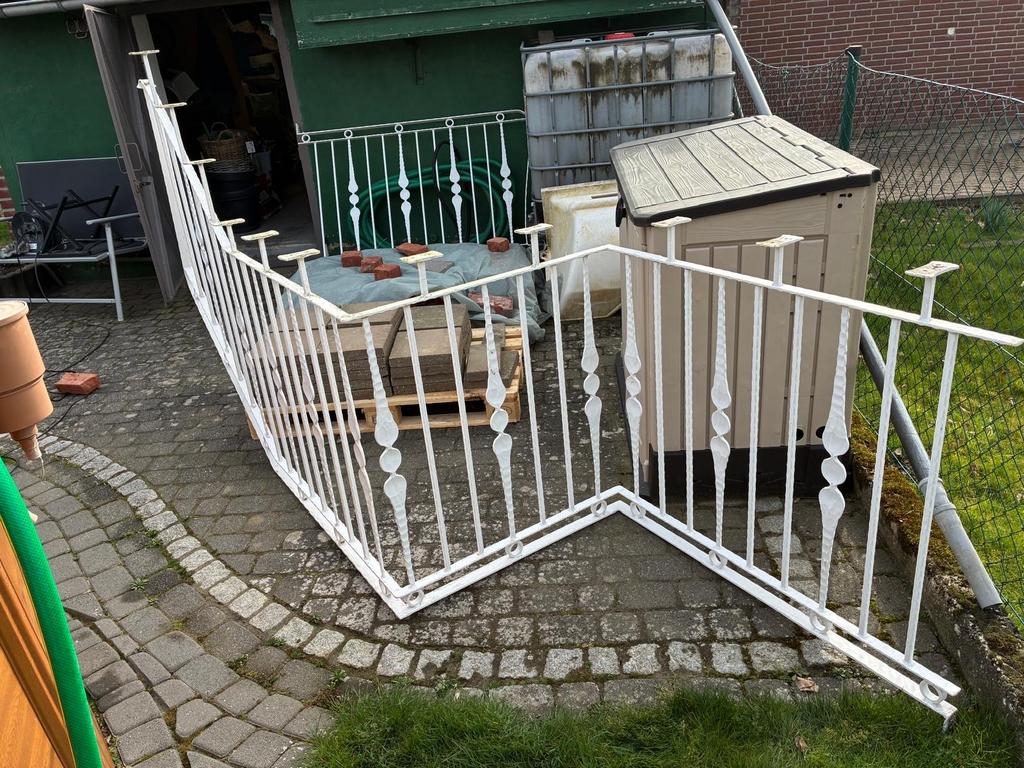 Witte ijzeren balustrade - schrootwaarde, Ophalen, Gebruikt, IJzer