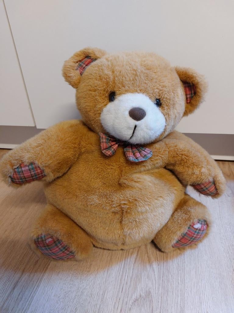 Douwe egberts theemuts beer knuffel 35 cm, Verzamelen, Ophalen of Verzenden, Stoffen beer, Overige merken