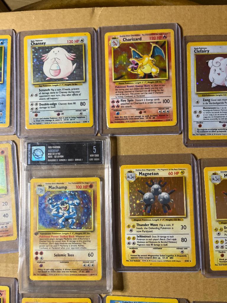 Pokémon kaarten 1999 base set compleet 102 Charizard holo, Hobby en Vrije tijd, Verzamelkaartspellen | Pokémon, Zo goed als nieuw