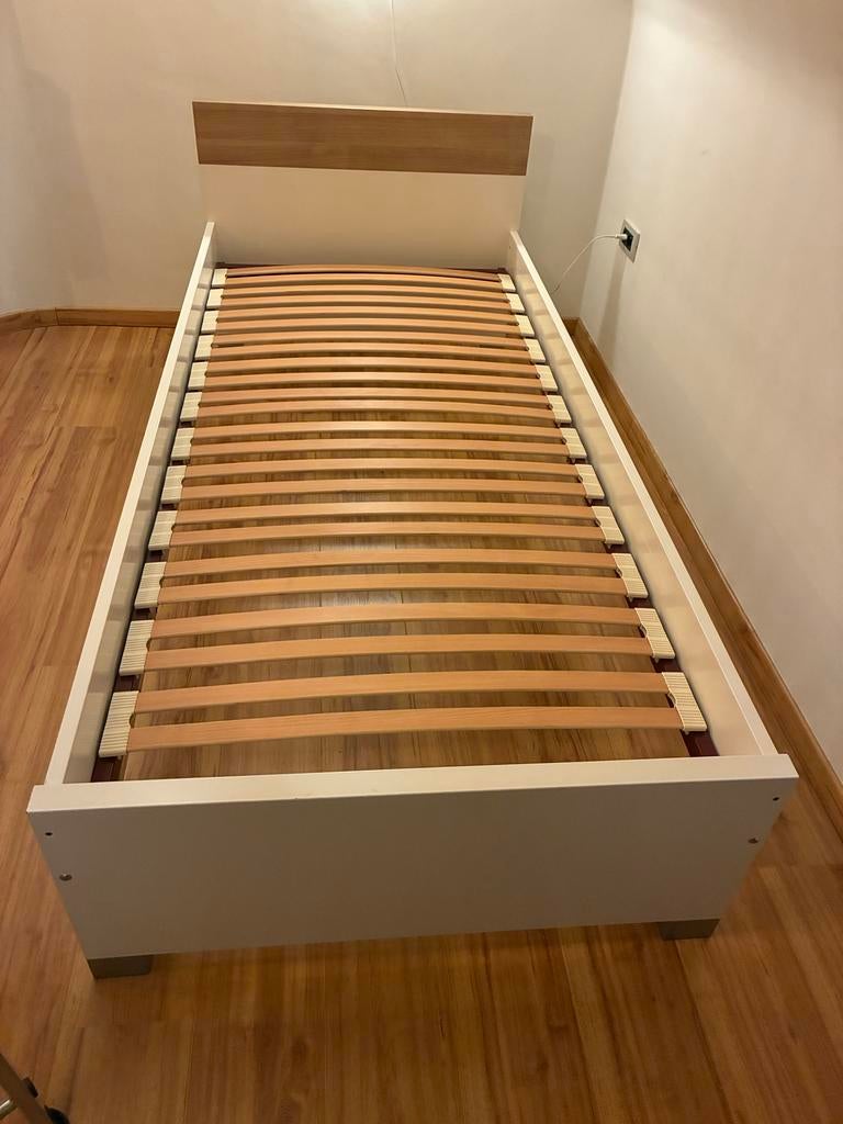 Eenpersoonsbed 90x200 met lattenbodem Vroomshoop, Ophalen, Gebruikt, 90 cm, Eenpersoons